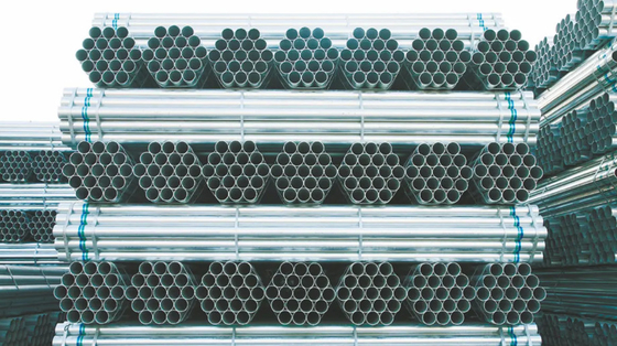 El carbono suave galvanizó el grado de acero de los tubos Q235 Q235 Q345 ST37