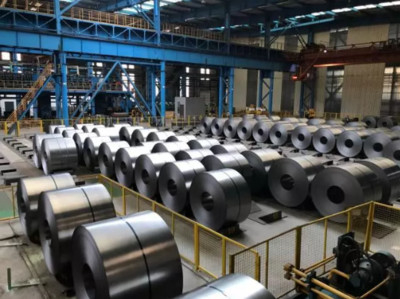El acero de carbono en frío medio de HRC arrolla fuerza del carbono del grueso de 1m m alta